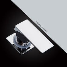 Carregar imagem no visualizador da galeria, Coluna de chuveiro de hidromassagem preta escovada | Smeralda