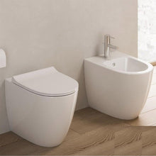 Carregar imagem no visualizador da galeria, Louças sanitárias SENTO com encosto na parede e assento deslizante com fechamento suave