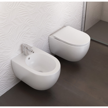 Carregar imagem no visualizador da galeria, Par de Louças Sanitárias de Cerâmica Sem Aro e Suspensas na Parede | Sole