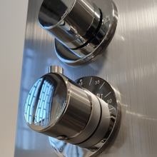 Carregar imagem no visualizador da galeria, Coluna de hidromassagem termostática em aço inoxidável escovado | Diamante