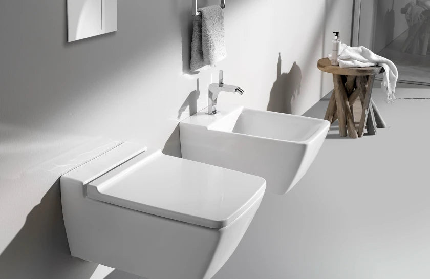 Conjunto de sanita e bidé suspenso Geberit Xeno², fixação oculta, Rimfree, com assento sanitário