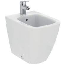 Carica l'immagine nel visualizzatore di Gallery, Ideal Standard BIDETS | I.LIFE S |  Bidet a terra monoforo
