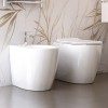 Carica l&#39;immagine nel visualizzatore di Gallery, Wc A Terra Con Sedile Scarico Traslato Senza Brida SOLE

