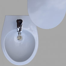 Carica l&#39;immagine nel visualizzatore di Gallery, Sanitari A Pavimento Filo Muro Colore Bianco Serie Glacier
