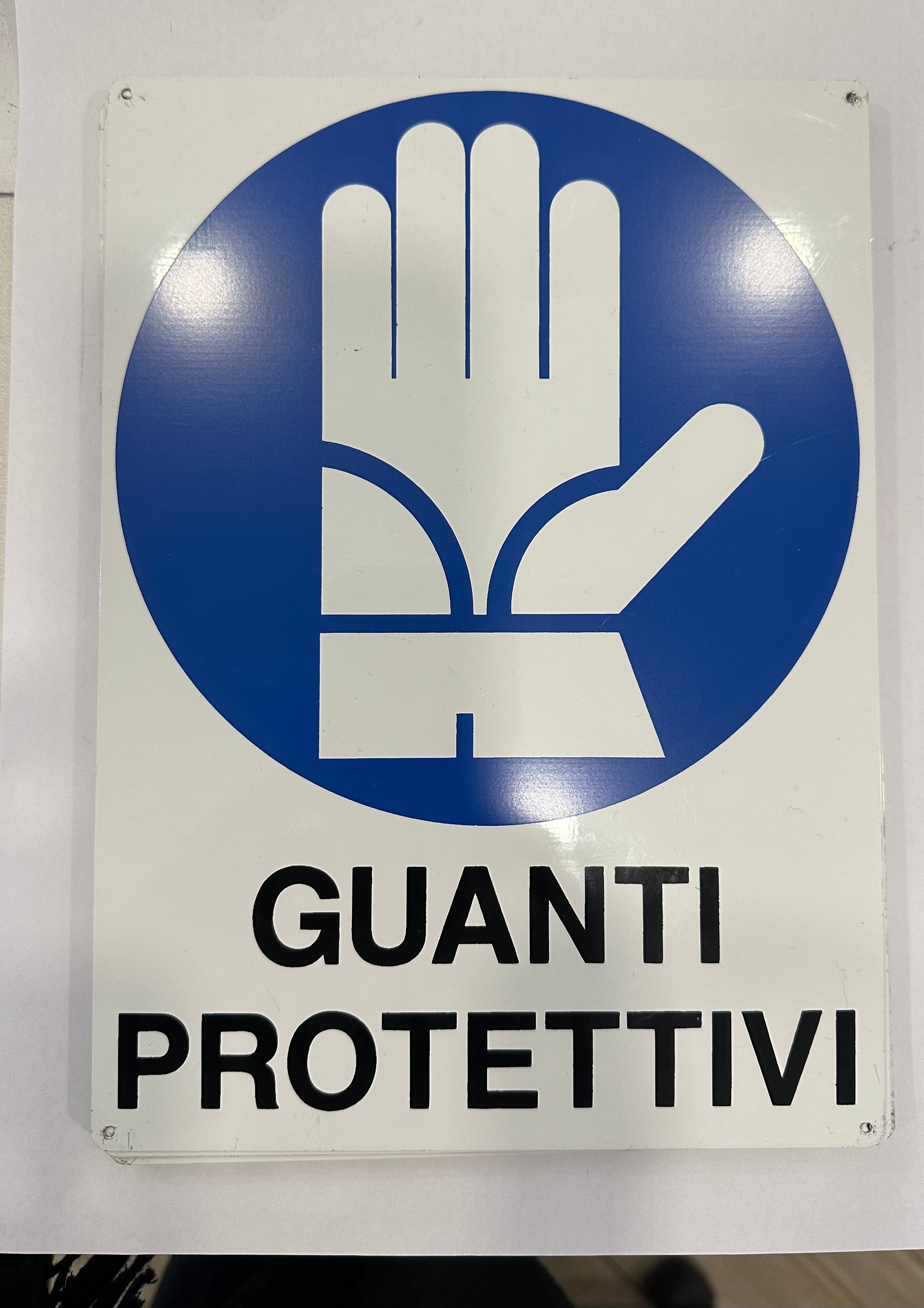 PLACA DE LUVAS DE PROTEÇÃO