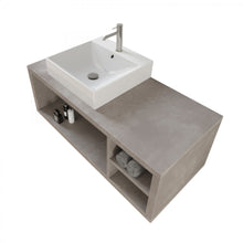 Carica l'immagine nel visualizzatore di Gallery, Mobile Bagno Sospeso 110cm Effetto Cemento Grigio Caldo Con Ripiano A Destra E Specchio DOMINO
